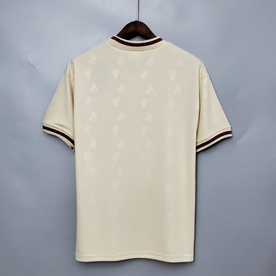 IiverpooI 1996/1997 Away Kit