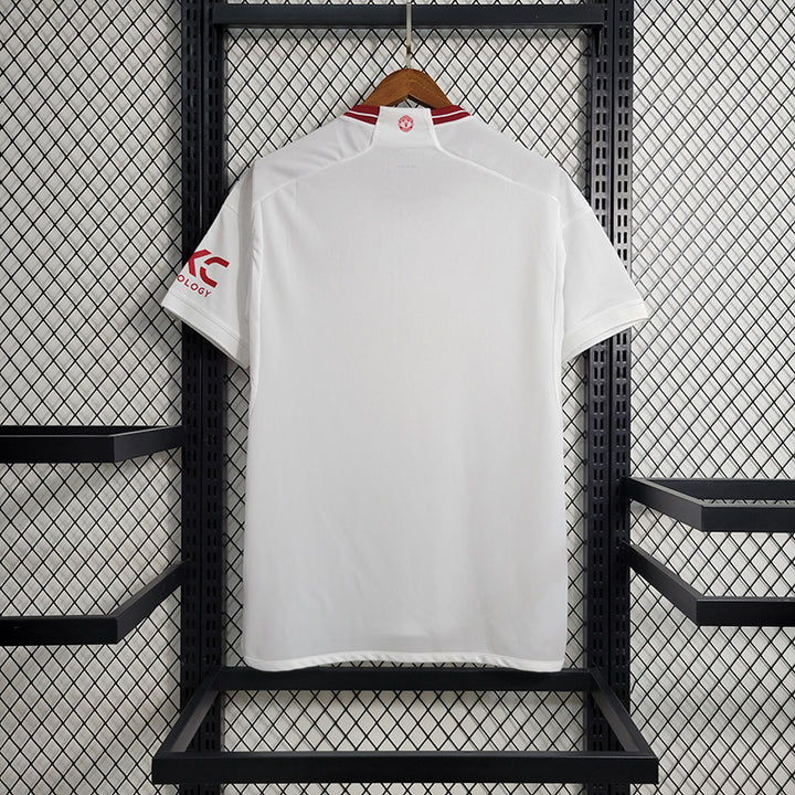 MANCHESTER UNITED 23/24 THIRD SHIRT